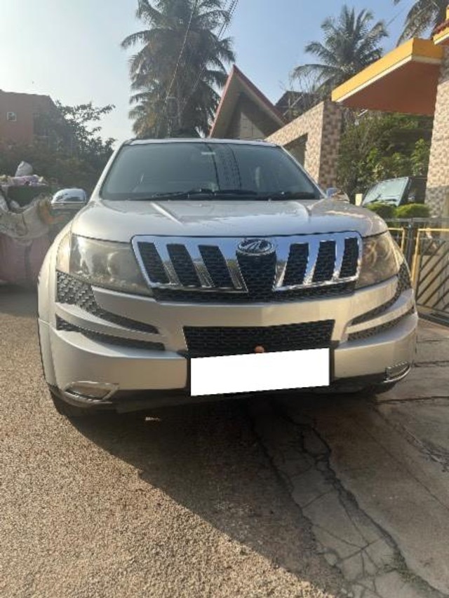 Second-hand 2013 Mahindra XUV500 W8 FWD for sale in Mysore-3