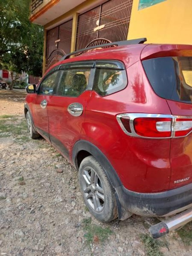Second-hand 2021 Renault Triber RXZ BSVI for sale in Lucknow-2