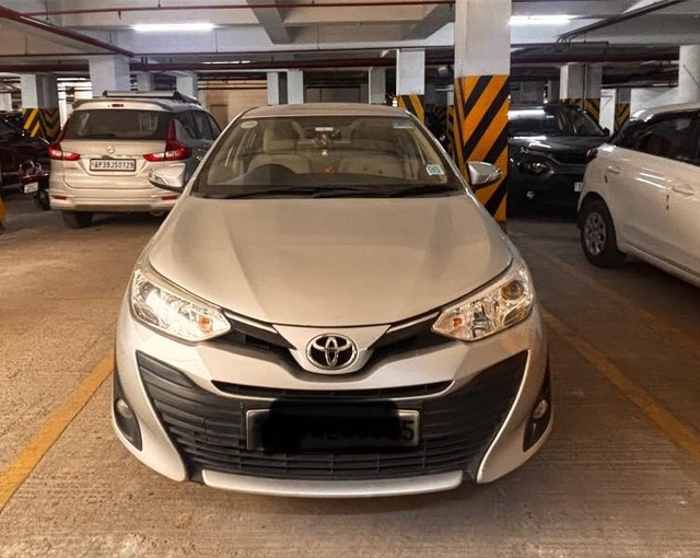 Second-hand 2021 Toyota Yaris G CVT for sale in Ranga reddy-5