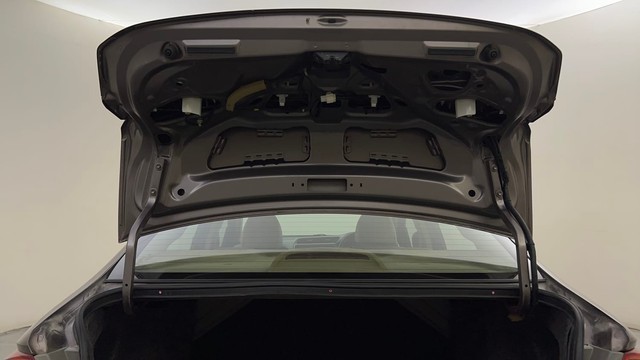 Second-hand 2016 Honda City VX MT for sale in Mysore-25