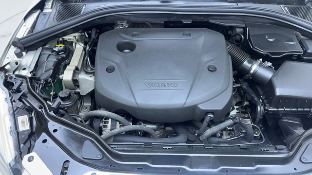 Second-hand 2016 Volvo XC60 Momentum D4 for sale in Hyderabad-26