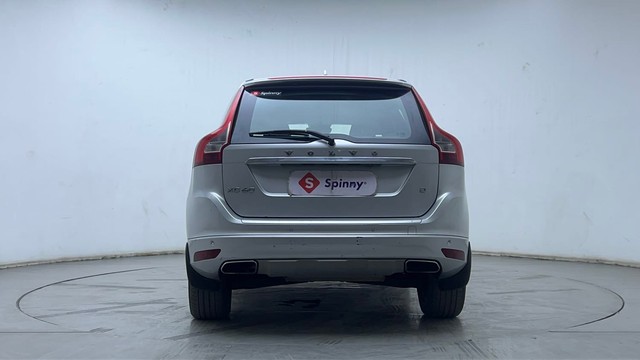 Second-hand 2016 Volvo XC60 Momentum D4 for sale in Hyderabad-4
