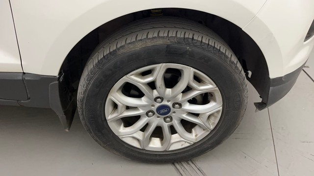 Second-hand 2013 Ford Ecosport 1.5 TDCi Titanium BSIV for sale in Hyderabad-17