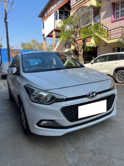 Second-hand 2016 Hyundai i20 Sportz 1.2 for sale in Shimoga