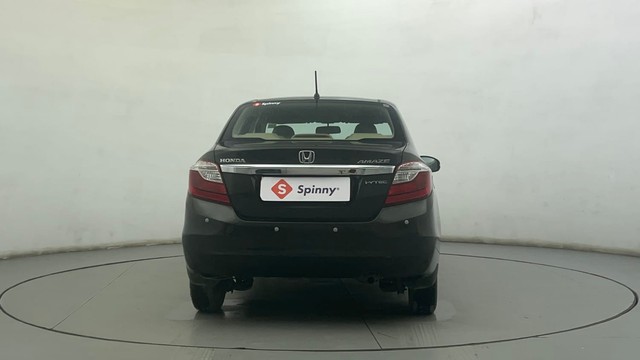 Second-hand 2016 Honda Amaze S i-VTEC for sale in Ahmedabad-4