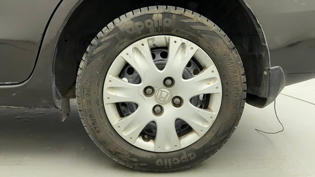 Second-hand 2016 Honda Amaze S i-VTEC for sale in Ahmedabad-19