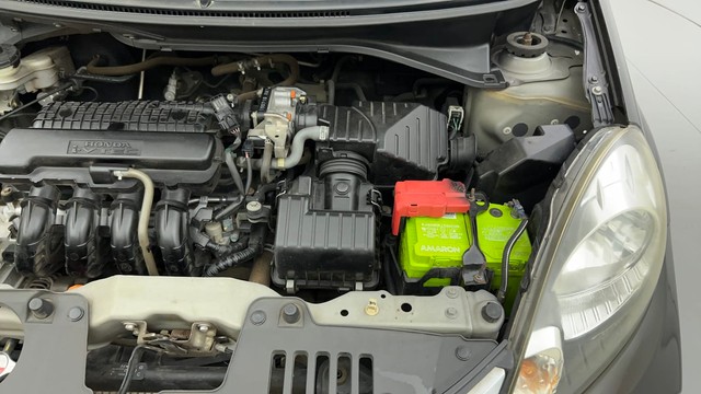 Second-hand 2016 Honda Amaze S i-VTEC for sale in Ahmedabad-25