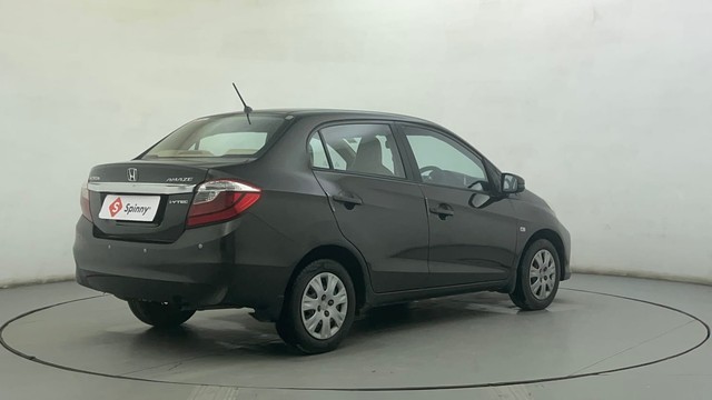 Second-hand 2016 Honda Amaze S i-VTEC for sale in Ahmedabad-3