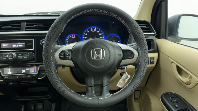 Second-hand 2016 Honda Amaze S i-VTEC for sale in Ahmedabad-38