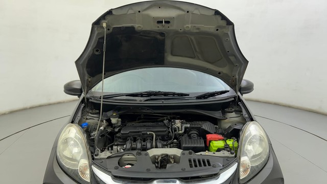 Second-hand 2016 Honda Amaze S i-VTEC for sale in Ahmedabad-8