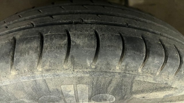 Second-hand 2018 Maruti Alto 800 LXi for sale in Ahmedabad-24