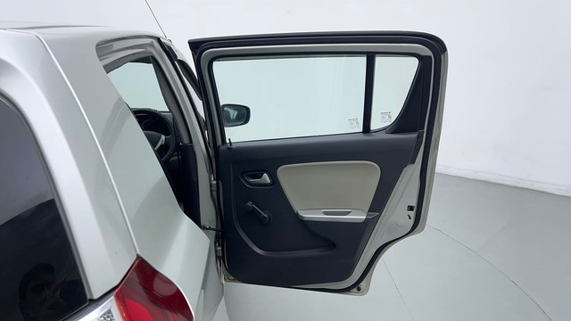 Second-hand 2017 Maruti Alto K10 VXI for sale in Noida-32