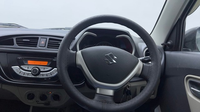 Second-hand 2017 Maruti Alto K10 VXI for sale in Noida-39