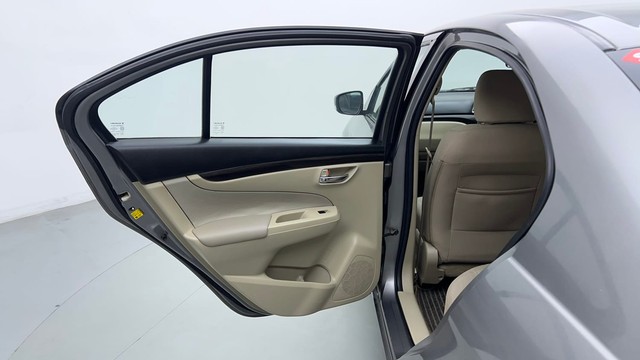 Second-hand 2017 Maruti Ciaz Delta Diesel for sale in Ghaziabad-35