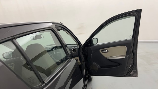 Second-hand 2017 Maruti Alto K10 VXI for sale in Lucknow-16