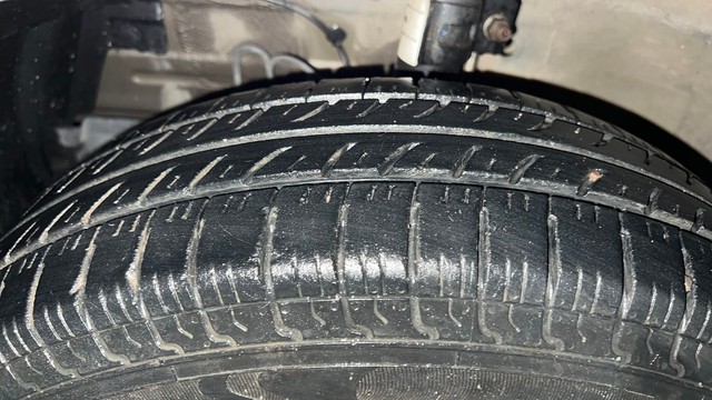 Second-hand 2016 Maruti Swift Dzire VDI for sale in Lucknow-33