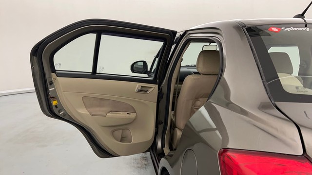 Second-hand 2016 Maruti Swift Dzire VDI for sale in Lucknow-28