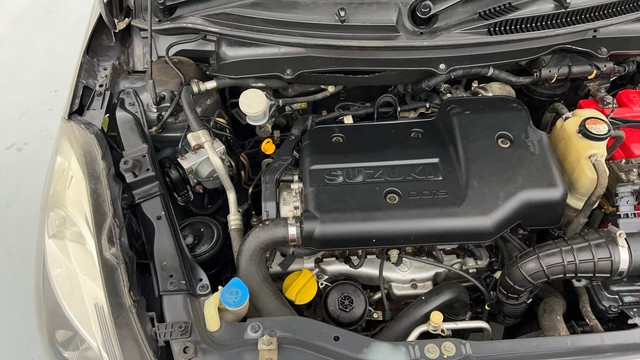 Second-hand 2016 Maruti Swift Dzire VDI for sale in Lucknow-29