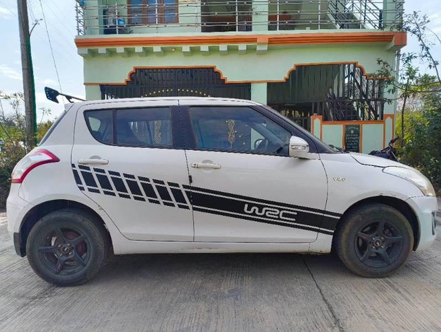 Second-hand 2013 Maruti Swift VXI for sale in Hassan-1