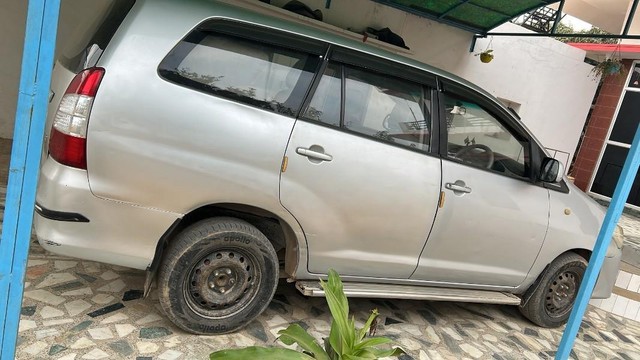 Second-hand 2013 Toyota Innova 2.5 G (Diesel) 7 Seater BS IV for sale in Jhunjhunu-1