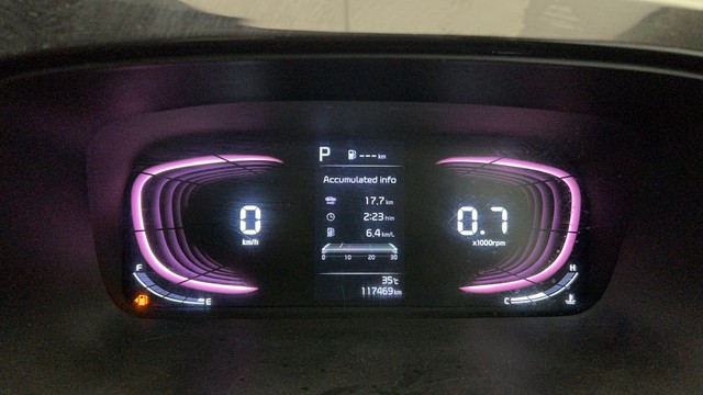 Second-hand 2022 Kia Carens Luxury Plus Diesel AT 6 STR for sale in Thane-13