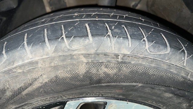 Second-hand 2022 Kia Carens Luxury Plus Diesel AT 6 STR for sale in Thane-27