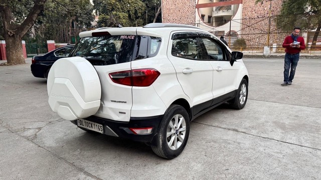 Second-hand 2017 Ford Ecosport 1.5 Diesel Titanium BSIV for sale in New Delhi-7