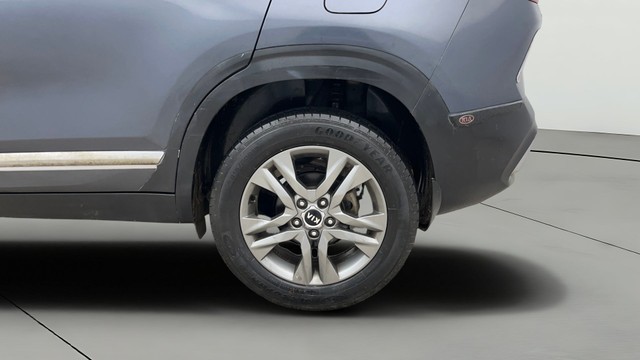 Second-hand 2021 Kia Seltos HTX IVT for sale in Greater Noida-27