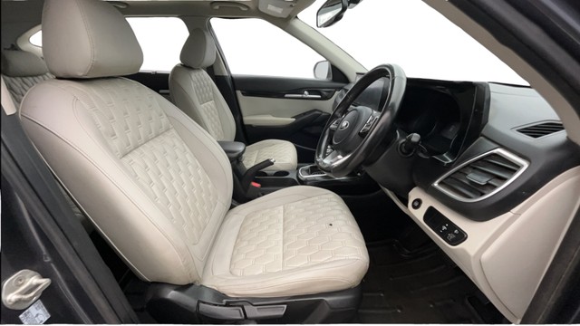 Second-hand 2021 Kia Seltos HTX IVT for sale in Greater Noida-15