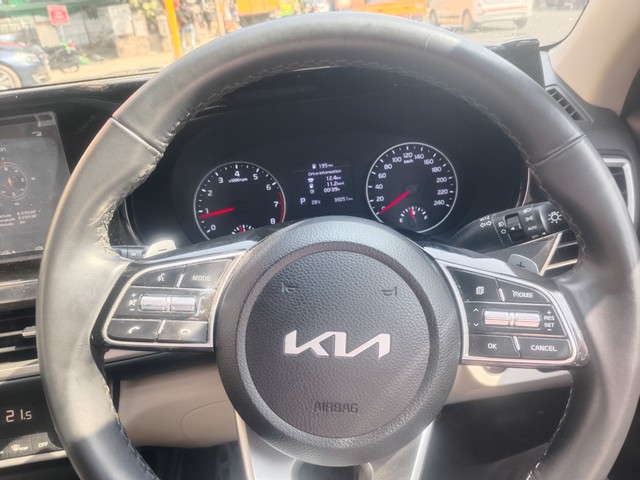 Second-hand 2023 Kia Seltos HTX IVT for sale in Pune-7