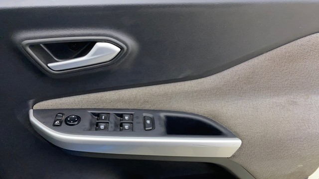 Second-hand 2021 Nissan Magnite XV BSVI for sale in Thane-17