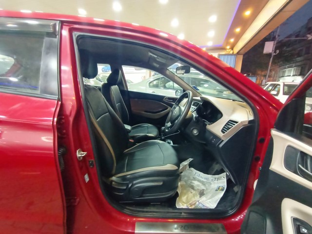 Second-hand 2017 Hyundai i20 Sportz 1.2 for sale in Bangalore-9