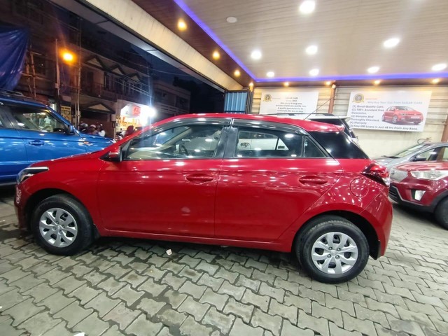 Second-hand 2017 Hyundai i20 Sportz 1.2 for sale in Bangalore-8