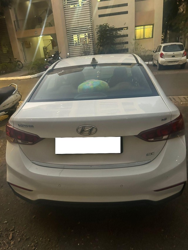 Second-hand 2017 Hyundai Verna 1.6 SX VTVT for sale in Jamnagar-1