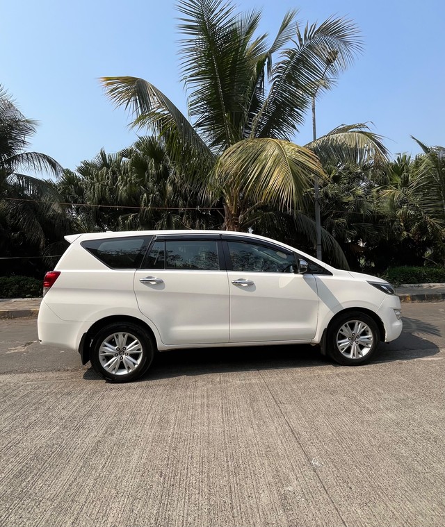 Second-hand 2019 Toyota Innova Crysta 2.8 ZX AT BSIV for sale in Mumbai-31