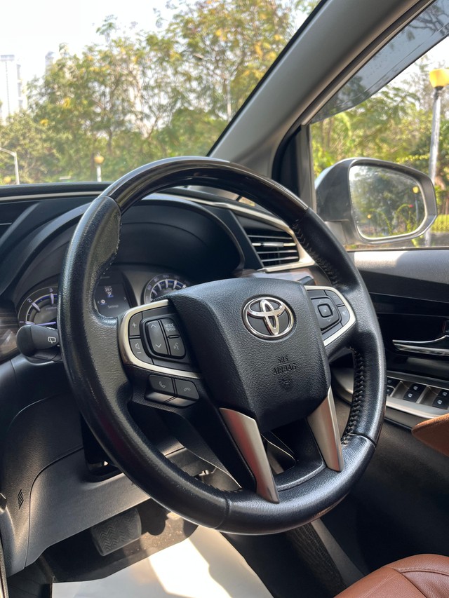 Second-hand 2019 Toyota Innova Crysta 2.8 ZX AT BSIV for sale in Mumbai-41
