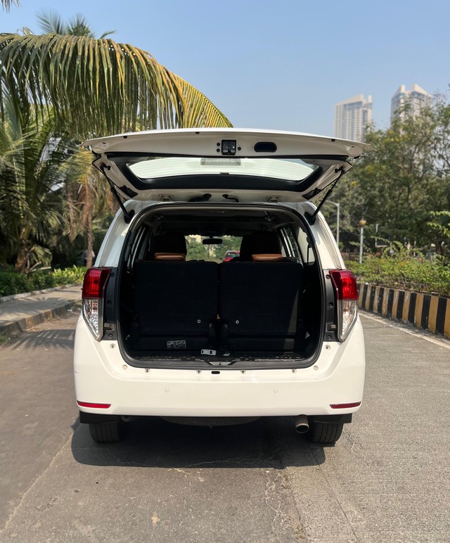 Second-hand 2019 Toyota Innova Crysta 2.8 ZX AT BSIV for sale in Mumbai-5