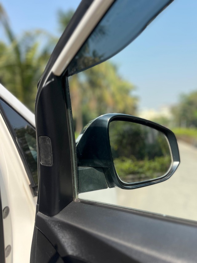 Second-hand 2019 Toyota Innova Crysta 2.8 ZX AT BSIV for sale in Mumbai-8