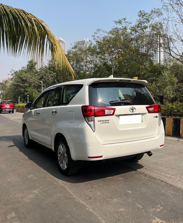 Second-hand 2019 Toyota Innova Crysta 2.8 ZX AT BSIV for sale in Mumbai-29