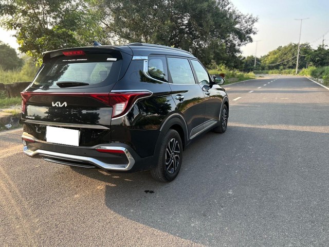 Second-hand 2024 Kia Carens Luxury Plus Diesel for sale in New Delhi-14
