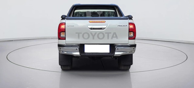 Second-hand 2024 Toyota Hilux High AT for sale in New Delhi-4