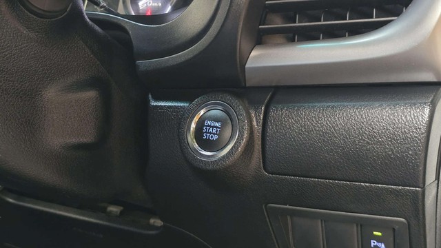 Second-hand 2024 Toyota Hilux High AT for sale in Gurgaon-9