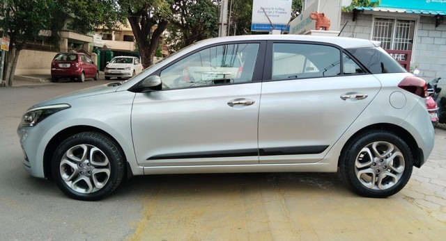Second-hand 2019 Hyundai i20 Asta Option CVT BSIV for sale in Coimbatore-16