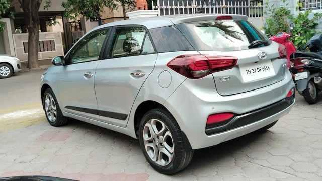 Second-hand 2019 Hyundai i20 Asta Option CVT BSIV for sale in Coimbatore-4