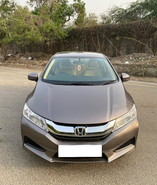 Second-hand 2015 Honda City i VTEC CVT VX for sale in New Delhi-3
