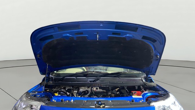 Second-hand 2016 Mahindra TUV 300 T8 for sale in Kolkata-9