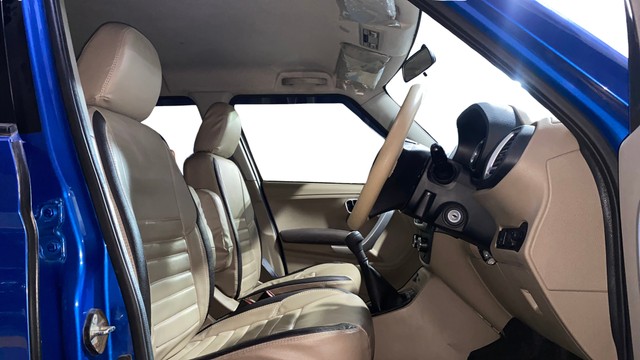 Second-hand 2016 Mahindra TUV 300 T8 for sale in Kolkata-15