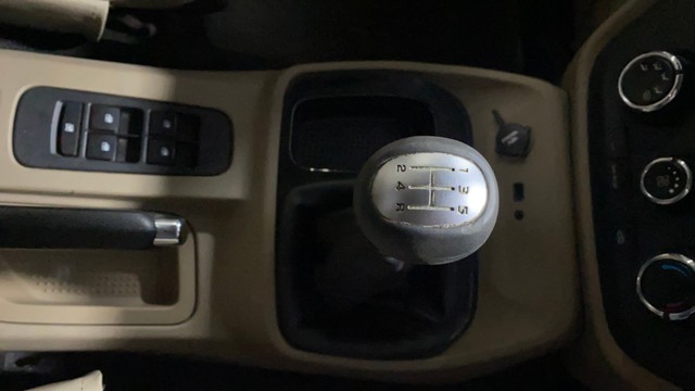 Second-hand 2016 Mahindra TUV 300 T8 for sale in Kolkata-13