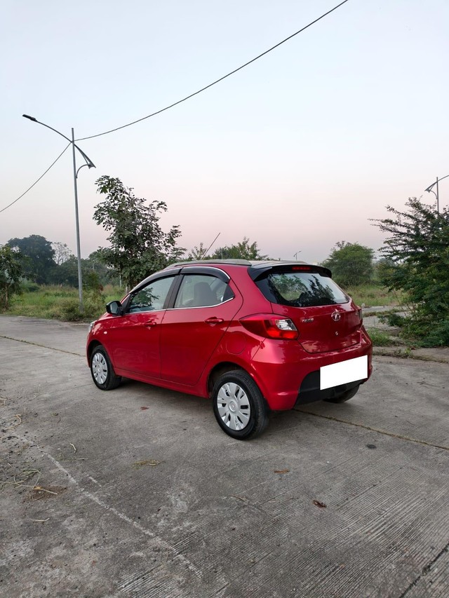 Second-hand 2017 Tata Tiago Wizz 1.2 Revotron for sale in Nagpur-3
