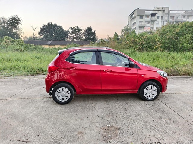 Second-hand 2017 Tata Tiago Wizz 1.2 Revotron for sale in Nagpur-1